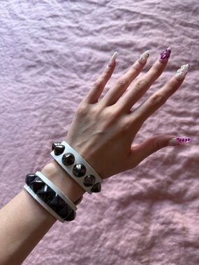 White Studded Leather Bracelet Set